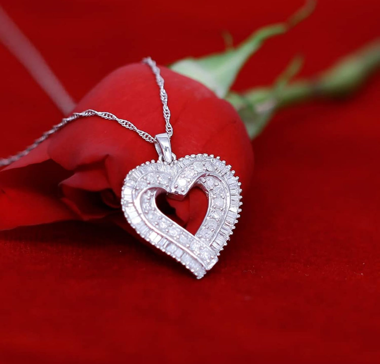 Icy heart necklace