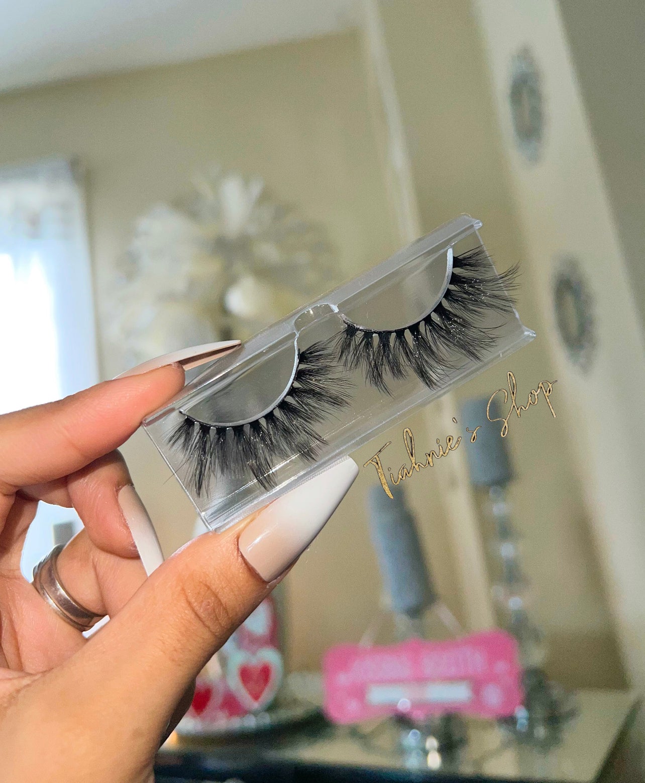 Kandy eyelashes